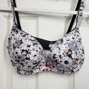 VICTORIA'S SECRET BODY BY VICTORIA push up bra